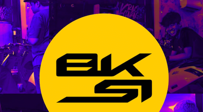 BK Scooter Indonesia Hadir di Marketplace, Tawarkan Sparepart hingga Vespa Koleksi Unit Vespa klasik dan modern milik BK Scooter Indonesia kini bisa didapatkan langsung melalui marketplace, memudahkan pecinta skuter dalam berburu koleksi. Foto: Harnas.id