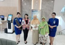 BRI BO Jakarta Pondok Indah Berbagi Bingkisan di HPN 2025 BRI Branch Office (BO) Jakarta Pondok indah juga memeriahkan HPN dengan memberikan bingkisan kepada para nasabah. Foto: BRI