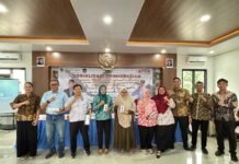 Imigrasi Bogor Gelar Sosialisasi Pencegahan TPPO dan TPPM Sosialisasi Keimigrasian di Kelurahan Nanggewer Mekar, membahas pentingnya pencegahan TPPO dan TPPM untuk menciptakan masyarakat yang lebih waspada dan terlindungi. Foto: Imigrasi Bogor