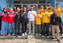 Jaga Semangat Juang Kompetisi, Ketua KONI Depok Lepas Kontingen Basket Ke BK