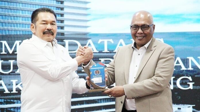 PWI dan Kejagung berkomitmen kolaborasi melawan hoaks dan serangan balik koruptor. Foto: PWI