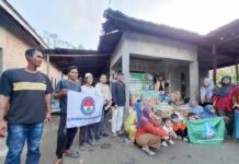 Menembus Batas : LazisKU Salurkan Bantuan Lewat Jalur Sungai