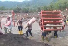 Gerak Cepat Polri Evakuasi Warga dan Selamatkan Harta Benda Terdampak Lahar di Candipuro