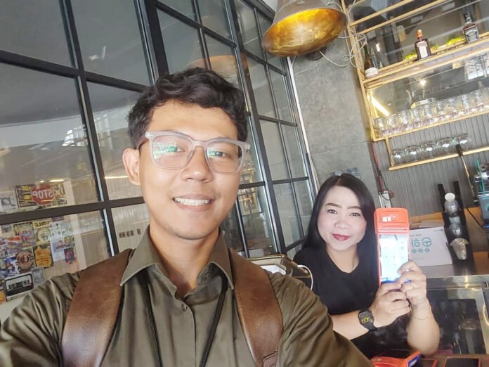 Merchant BRI Maksimalkan EDC dengan Pendampingan Tim KC Pancoran. Foto: Dok. BRI.