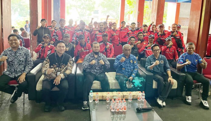 Kegiatan Penyaluran Zakat PT Adev Natural Indonesia di Kota Bogor. Foto: Istimewa.