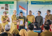 Konsisten Bersihkan Gorong-gorong Selama 10 Tahun, Dede Sukriya Terima Penghargaan dari Pemkot Bogor