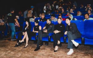 Special screening film Penerbangan Terakhir yang dipadati penonton di bioskop. Foto: Dok. Arman Febryan.