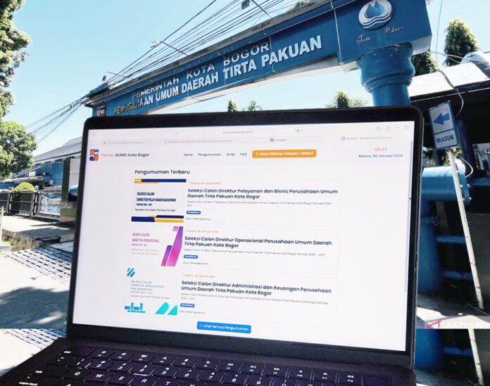 Tampilan laman pendaftaran seleksi Direksi Perumda Tirta Pakuan Kota Bogor yang diakses melalui laptop. Foto: Harnas. Tampilan laman pendaftaran seleksi Direksi Perumda Tirta Pakuan Kota Bogor yang diakses melalui laptop. Foto: Harnas.