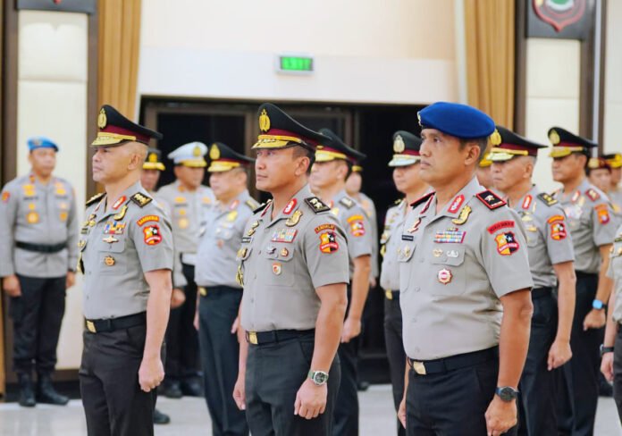 Upacara Kenaikan Pangkat Personel Polri Digelar Serentak Nasional. Foto: Polri.
