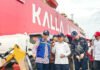 PMI Lepas Kapal Kemanusiaan Gelombang II, Jusuf Kalla Targetkan Pengungsi Kembali ke Rumah Sebelum Ramadan Jusuf Kalla Melepas Kapal Kemanusiaan PMI Gelombang II di Pelabuhan Tanjung Priok. Foto: PMI.