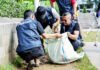Pasca Malam Tahun Baru, Pemkot Bogor Angkut Hampir 4 Ton Sampah di Kawasan Alun-Alun Wakil Wali Kota Bogor Jenal Mutaqin memimpin kegiatan Jumat Bersih di kawasan Alun-Alun Kota Bogor. Foto: Pemkot Bogor.