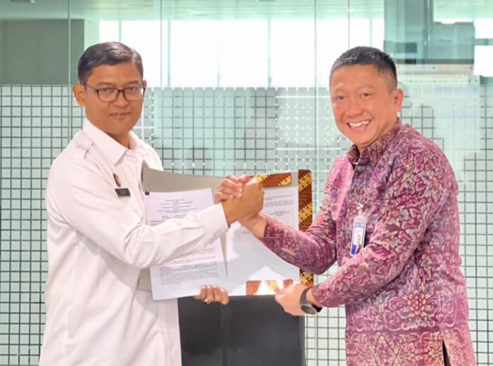 Penandatanganan PKS payroll antara BRI Warung Buncit dan Politeknik Pengayoman Indonesia. Foto: BRI. Penandatanganan PKS payroll antara BRI Warung Buncit dan Politeknik Pengayoman Indonesia. Foto: BRI.