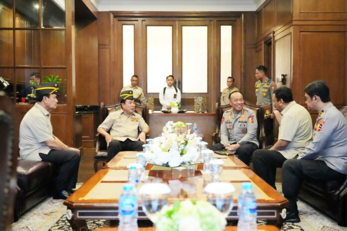 Wakapolri dan Ketua Umum PP Polri saat menghadiri Munas VI PP Polri 2026. Foto: Polri.
