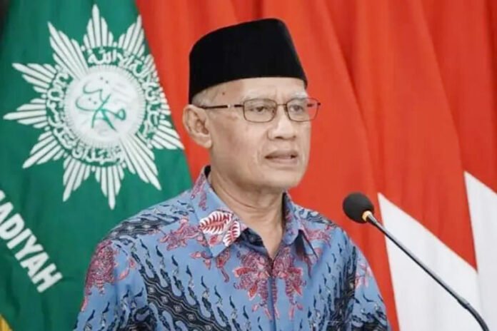 etua Umum PP Muhammadiyah Haedar Nashir memberikan keterangan kepada wartawan. Foto: Istimewa. etua Umum PP Muhammadiyah Haedar Nashir memberikan keterangan kepada wartawan. Foto: Istimewa.