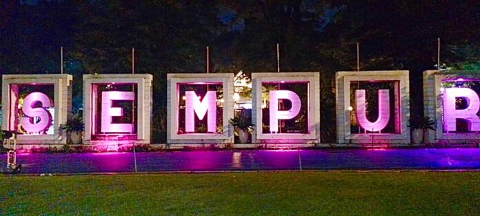 Nuansa lampu merah muda menghiasi landmark Kota Bogor dalam peringatan Hari Kanker Sedunia. Foto: Pemkot Bogot.