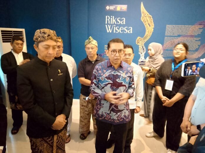 Menteri Kebudayaan Fadli Zon meresmikan Pameran Warisan Adiluhung Kujang dan Keris Pasundan bertajuk Riksa Wisesa di Museum Pajajaran, Batutulis, Kota Bogor, Kamis (5/2/2026). Foto: Harnas.id