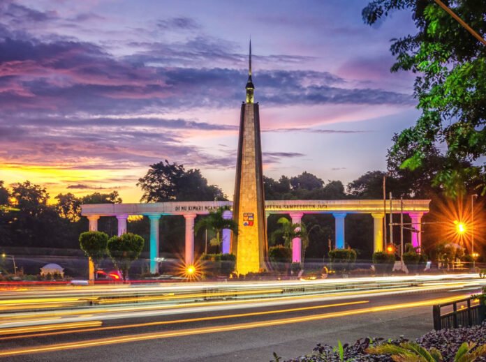 Tugu Kujang sebagai salah satu ikon Kota Bogor. Foto: Pemkot Bogor.