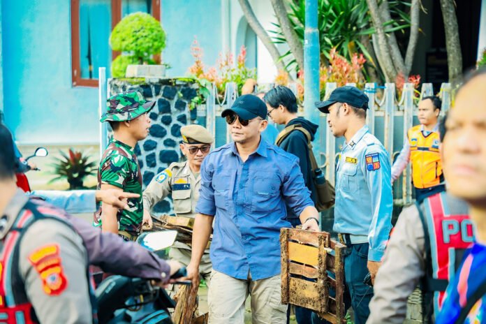 Kegiatan Jumat Bersih di kawasan MA Salmun–Mayor Oking, Kota Bogor. Foto: Pemkot Bogor.
