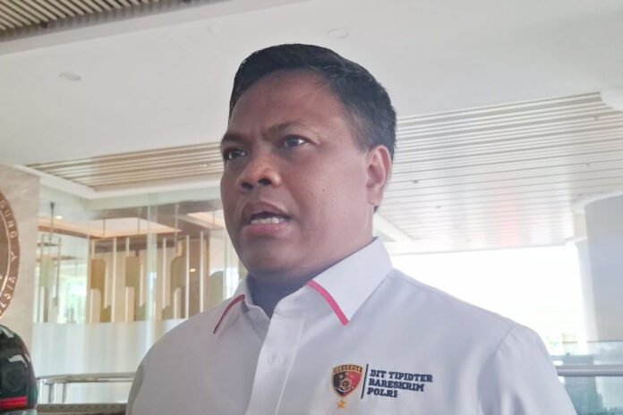 Brigjen Pol Irhamni Beri Keterangan soal Pengembangan Kasus Penyelundupan Timah. Foto: Polri