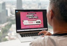 SMARTFREN Tebar Promo Ramadan, Sambut Ramadan 1447 H dengan Double Kuota dan Fitur Kuota Tak Hangus Pengguna mengakses promo paket Ramadan melalui aplikasi dan situs resmi XLSMART. Foto: XLSMART