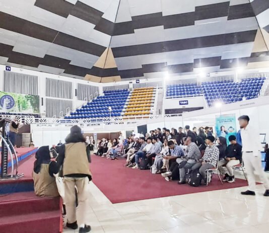 BRI Gandeng IPB, Karier Perbankan Dikenalkan Lebih Dekat Suasana IPB Career Days 2026 di Gedung Grha Widya Wisuda IPB Dramaga. Foto: BRI