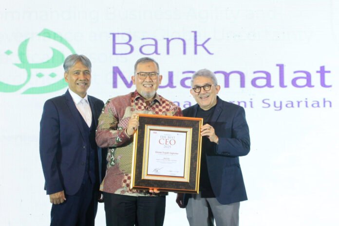 Direktur Utama Bank Muamalat Raih Penghargaan Best CEO 2025. Foto: Bank Muamalat