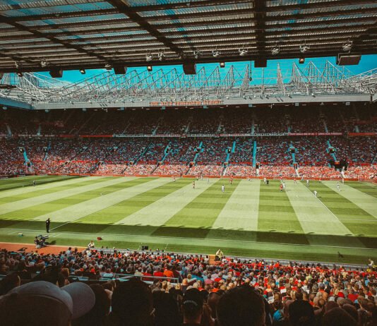 Azan Menggema di Old Trafford, Ramadan Hadir di Rumah Manchester United Stadion Old Trafford markas Manchester United. Foto: Samuel regan-unsplash
