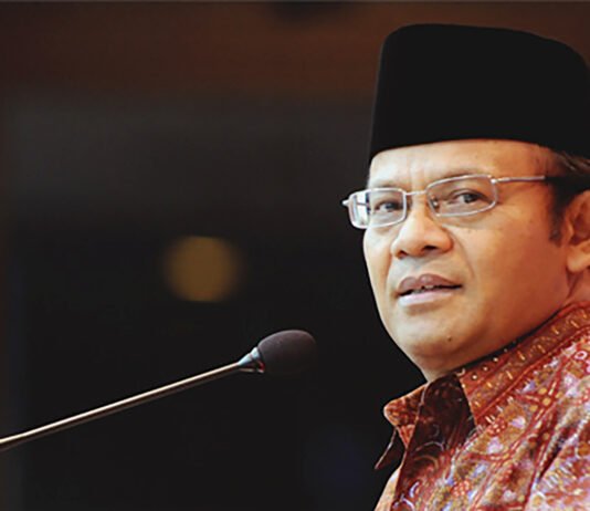 Dewan Pers Soroti Perjanjian Dagang RI–AS: Investasi Media hingga Relasi Platform Digital Jadi Catatan Ketua Dewan Pers Prof. Dr. Komaruddin Hidayat. Foto: Wikipedia