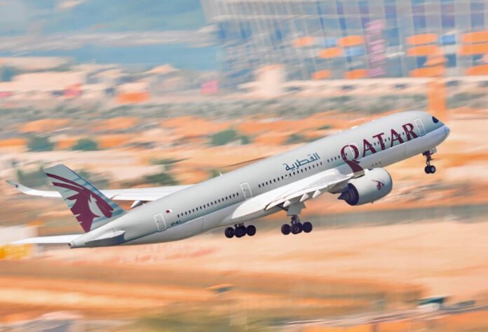 Pesawat Qatar Airways sedang mengudara. Foto: IG Qatar Airways