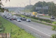 One Way Nasional Resmi Berlaku, Arus Mudik Tol Trans Jawa Masuk Fase Padat Rekayasa lalu lintas one way nasional di Tol Trans Jawa saat arus mudik. Foto: Tangkapan Layar IG @suherlan_alans
