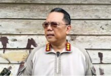Rentetan Penembakan di Yahukimo Terkuak, Empat Nama Masuk Pengembangan Damai Cartenz Kepala Operasi Damai Cartenz 2026 Brigjen Pol. Faizal Ramadhani memberikan keterangan kepada awak media. Foto: Polri