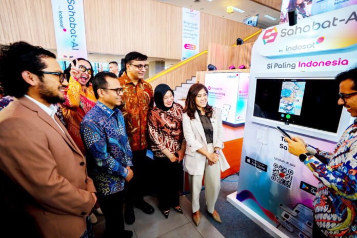 Peluncuran platform Sahabat-AI oleh Komdigi dan Indosat di Jakarta. Foto: Indosat Peluncuran platform Sahabat-AI oleh Komdigi dan Indosat di Jakarta. Foto: Indosat
