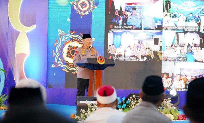 Kapolri Listyo Sigit Prabowo saat menghadiri Silaturahmi Ramadhan di Polda Jawa Barat. Foto: Polri