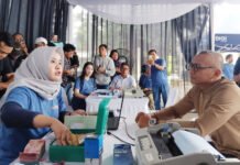 15 Hari Absen, Jenal Mutaqin Kembali Muncul di Balai Kota Bogor Singgung Jalan Rusak dan Dana CSR Wakil Wali Kota Bogor Jenal Mutaqin saat menghadiri Pekan Panutan PBB-P2 dan PKB di Plaza Balai Kota Bogor, Kamis (5/3/2026). Foto: Pemkot Bogor