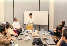 Jusuf Kalla Ingatkan Pemerintah: Banyak Program Penting, Tapi Negara Tetap Harus Pilih Prioritas Wapres ke-10 dan ke-12 RI Jusuf Kalla menyampaikan pandangannya soal prioritas program pemerintah di Jakarta. Foto: Harnas.id