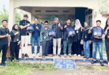 BRI Tambun Turun ke Cabangbungin, Paket Sembako Disalurkan untuk Warga Korban Banjir Penyerahan paket sembako dari BRI BO Tambun kepada warga terdampak banjir di wilayah Cabangbungin, Kabupaten Bekasi. Foto: BRI