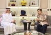 Jusuf Kalla Temui Dubes Arab Saudi, Bahas Situasi Timur Tengah di Tengah Ramadan Jusuf Kalla menerima Duta Besar Arab Saudi untuk Indonesia Faisal Abdullah Al-Amudi di kediamannya di Jakarta Selatan. Foto: Harnas.id