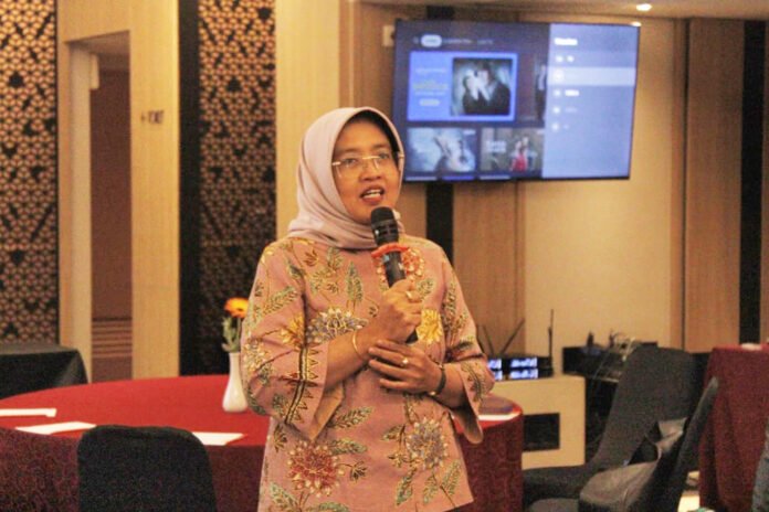 Wakil Rektor I Bidang Akademik dan Kemahasiswaan Nurul Widiastuti saat memaparkan skema penerimaan mahasiswa baru ITS 2026 dalam Media Strategic Forum di Surabaya. Foto: Humas ITS