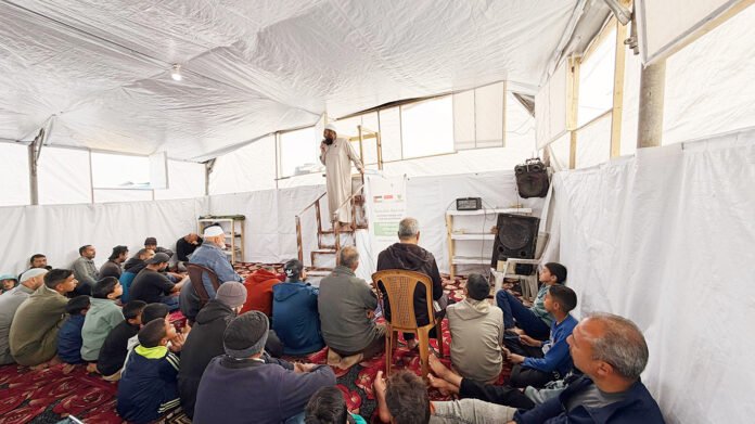 Masjid darurat yang dibangun BAZNAS untuk warga terdampak konflik di Gaza. Foto Baznas Masjid darurat yang dibangun BAZNAS untuk warga terdampak konflik di Gaza. Foto Baznas