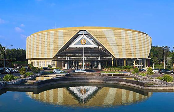 Gedung Rektorat Universitas Padjadjaran. Foto: Unpaders