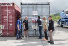 Puluhan Kontainer Mendarat di Mandalika, Tanda Persiapan Balap Internasional Makin Dekat Kontainer logistik balap tiba di area Sirkuit Mandalika menjelang ajang internasional. Foto: MGPA
