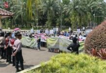 Lahan Pertanian Beralih Jadi Properti dan Industri, Ratusan Warga Demo Minta Perlindungan Pemerintah