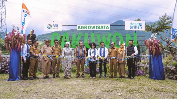 Peresmian Agrowisata Pakuon sebagai penguatan ekonomi desa berbasis potensi lokal di Pajambon, Kuningan. Foto: BRI