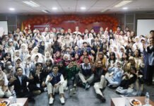 Genovate 2026 Digelar, Dedie A. Rachim Dorong Mahasiswa Lahirkan Inovasi Energi dan Ide Kreatif Wali Kota Bogor, Dedie A. Rachim, berfoto bersama peserta kegiatan Genovate 2026 di Kota Bogor. Foto: Pemkot Bogor