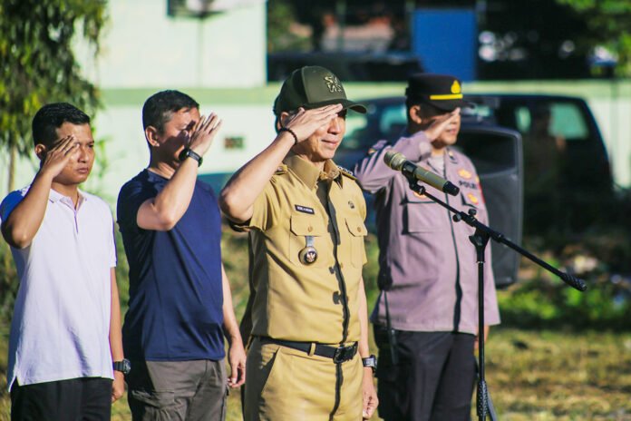 Wali Kota Bogor Dedie Rachim memimpin apel pagi di Lapangan Kayu Manis (Dok. Pemkot Bogor) Wali Kota Bogor Dedie Rachim memimpin apel pagi di Lapangan Kayu Manis (Dok. Pemkot Bogor)