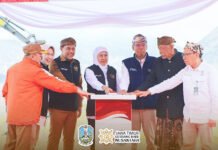 Bromo Ditata Ulang: Khofifah Mulai Jalur Lingkar, Air Bersih Ikut Dibereskan Groundbreaking pembangunan Jalur Lingkar Kaldera Tengger di kawasan Bromo (dok. Pemprov Jatim)