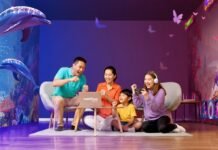 WFH Makin Hemat, Telkomsel Hadirkan Promo Internet Spesial di Jabotabek dan Jawa Barat Ilustrasi pelanggan menggunakan layanan Telkomsel untuk bekerja dari rumah dengan koneksi stabil melalui SIMPATI, Orbit, dan IndiHome. Foto: Harnas.id