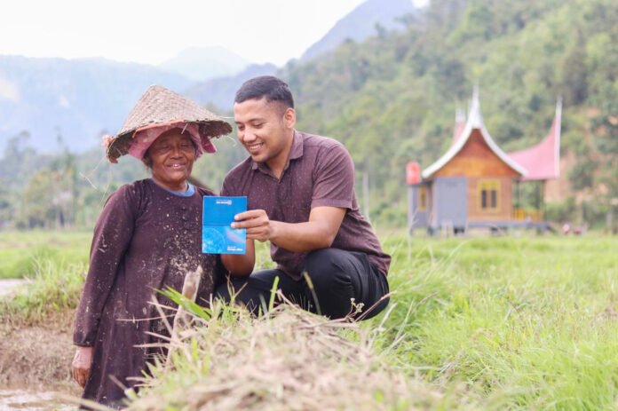 Ilustrasi layanan perbankan BRI dalam mendukung keuangan berkelanjutan. Foto: Humas BRI