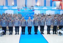 Wakapolri: Brimob Harus Siap Hadapi Ancaman Fisik hingga Disinformasi Wakapolri memberikan arahan dalam Rakernis Korbrimob Polri 2026 di Depok. Foto: Polri
