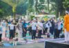 Yoga Masuk Balai Kota, Dedie Rachim Lihat Ini Lebih dari Sekadar Olahraga Wali Kota Bogor mengikuti kegiatan yoga bersama di Plaza Balai Kota. Foto: Pemkot Bogor